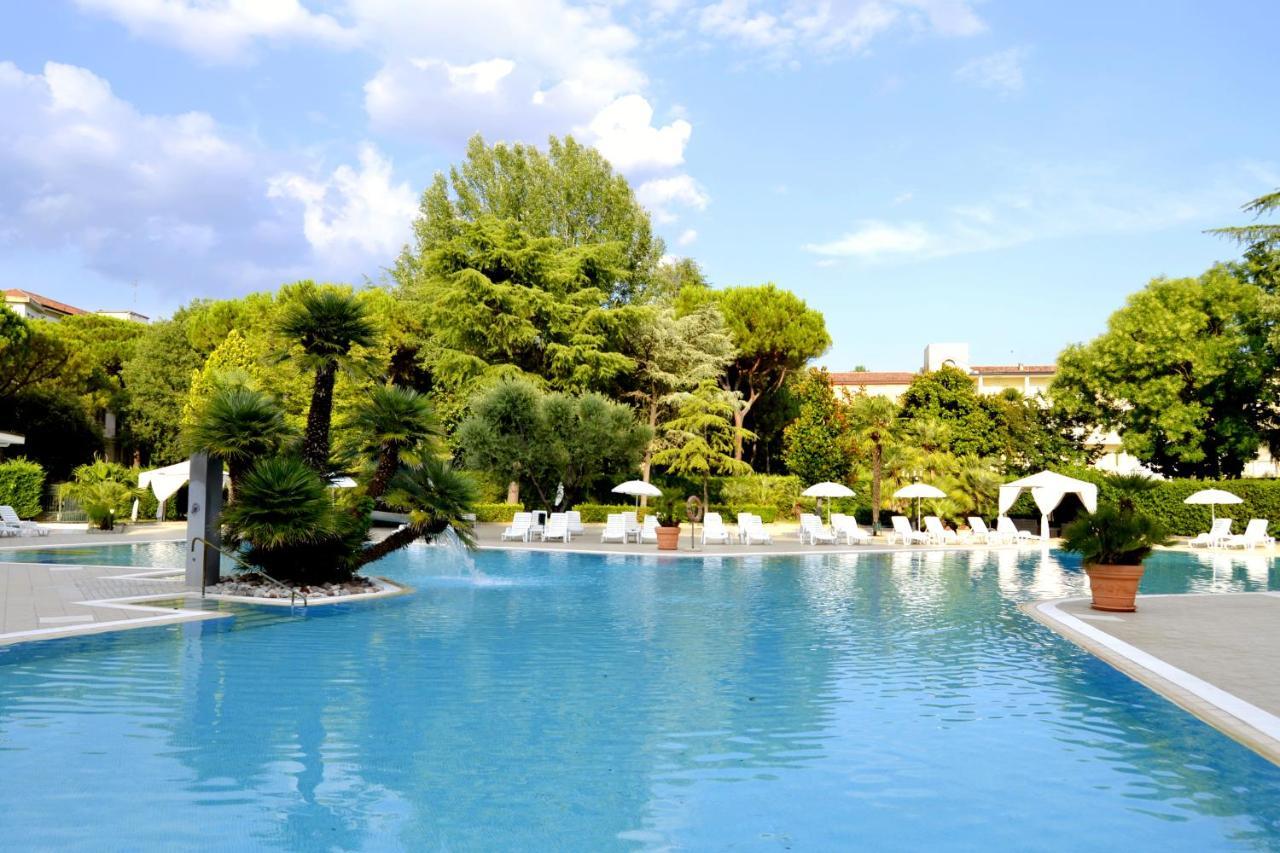 Hotel Internazionale Terme Abano Terme Exterior photo